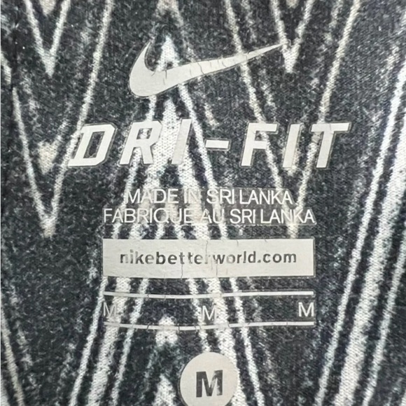 Nike Black and White Dri-FIT Leggings - Picture 4 of 7